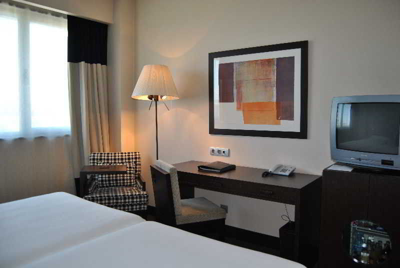 NH Alcorcón Hotel Ngoại thất bức ảnh